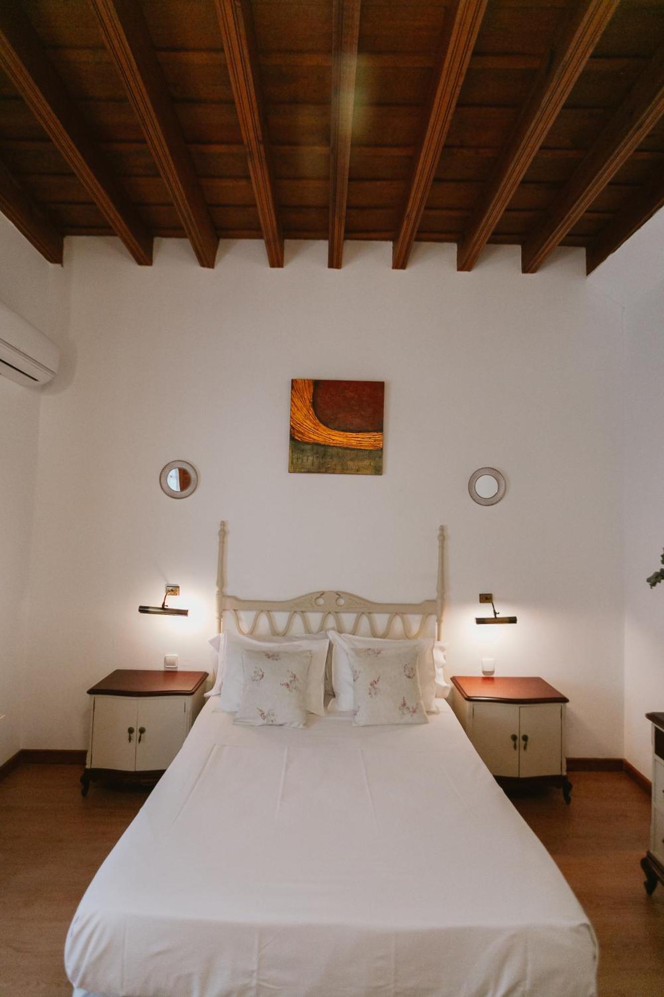 Komodo Casa Maravillas Rooms Севілья Екстер'єр фото