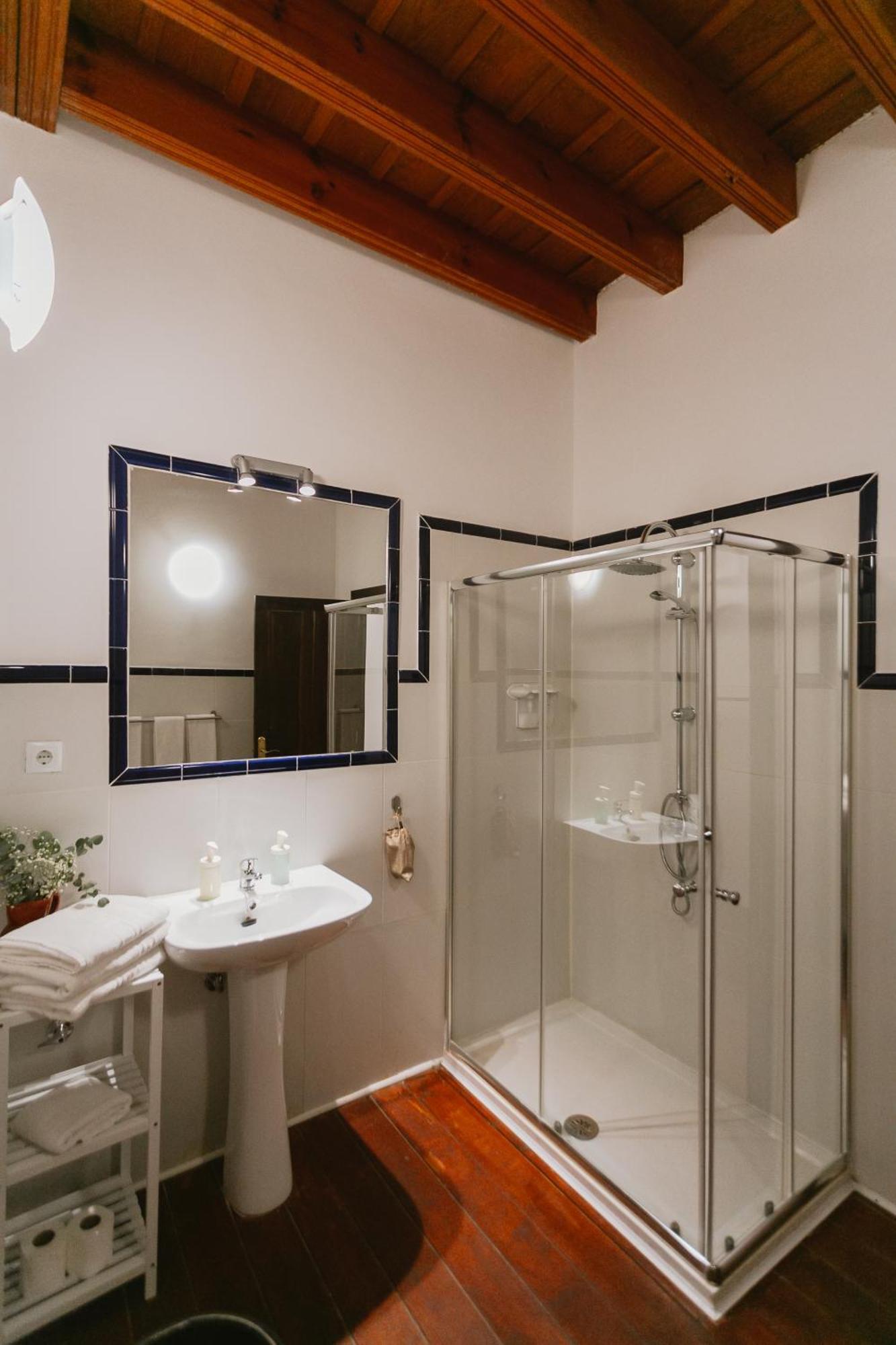 Komodo Casa Maravillas Rooms Севілья Екстер'єр фото