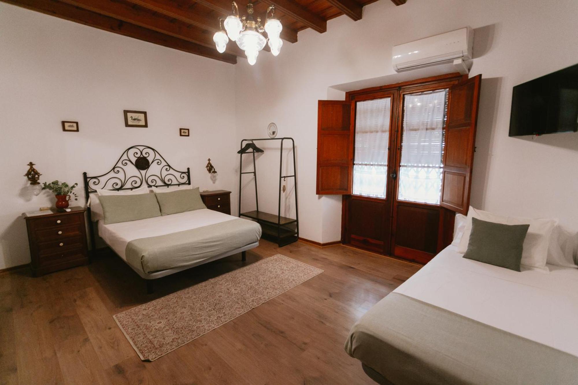 Komodo Casa Maravillas Rooms Севілья Екстер'єр фото