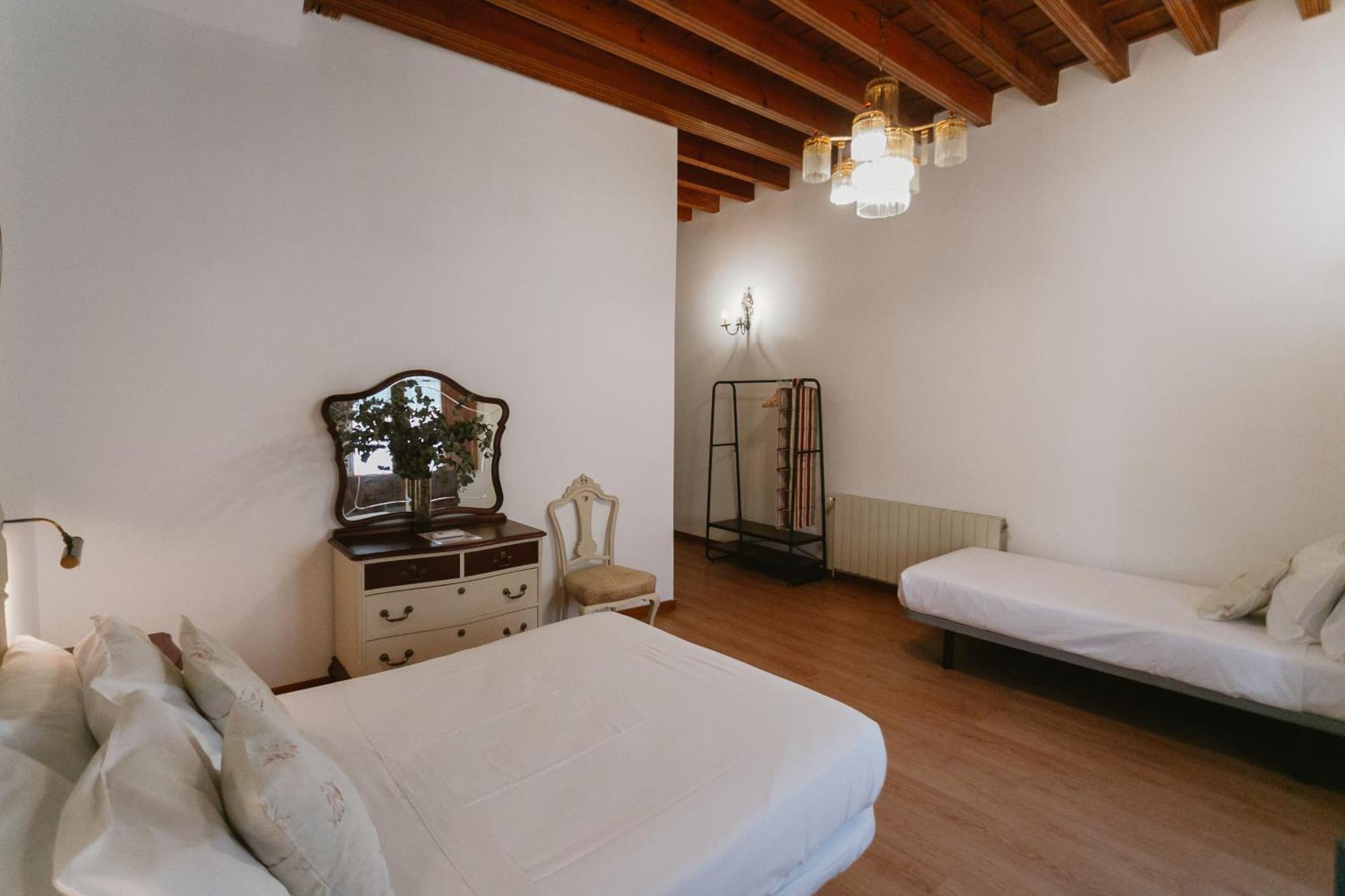 Komodo Casa Maravillas Rooms Севілья Екстер'єр фото