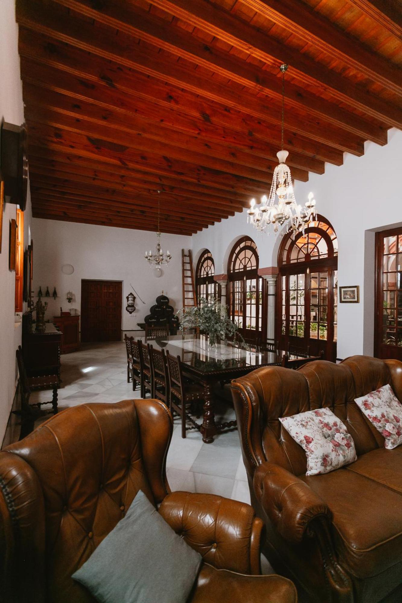 Komodo Casa Maravillas Rooms Севілья Екстер'єр фото
